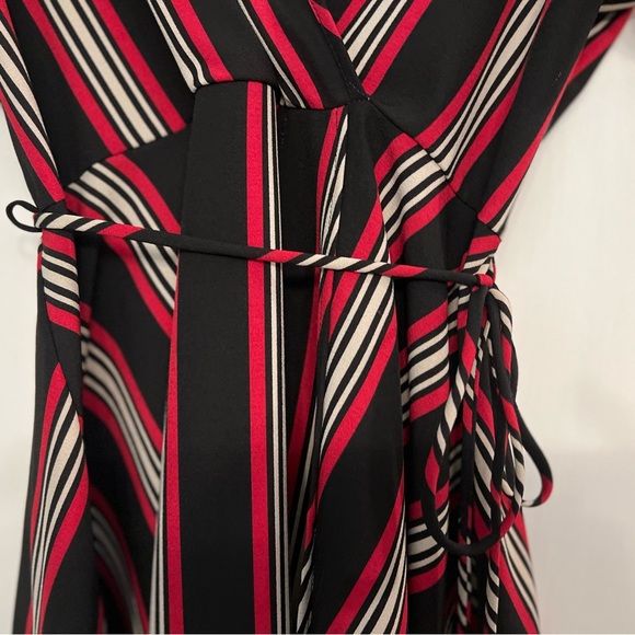 Smack Parlour Dress, sz XL , black , red, white - Picture 6 of 8
